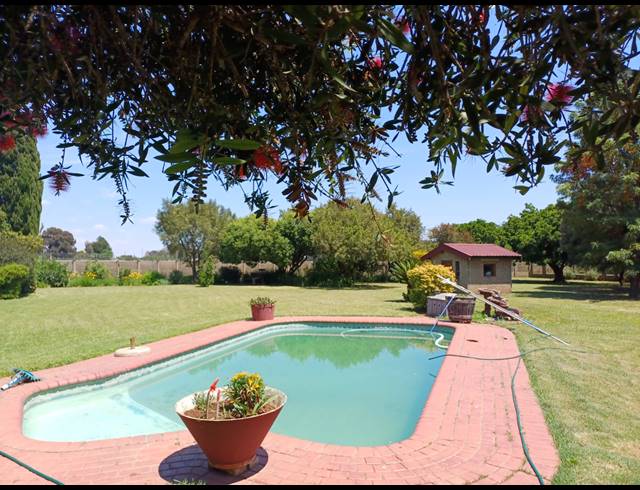 4 BEDROOM HOUSE TO LET IN NELSONIA